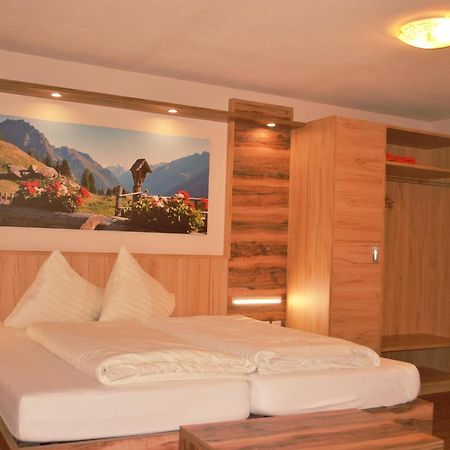 Hotel Haid Sankt Leonhard im Pitztal Bagian luar foto