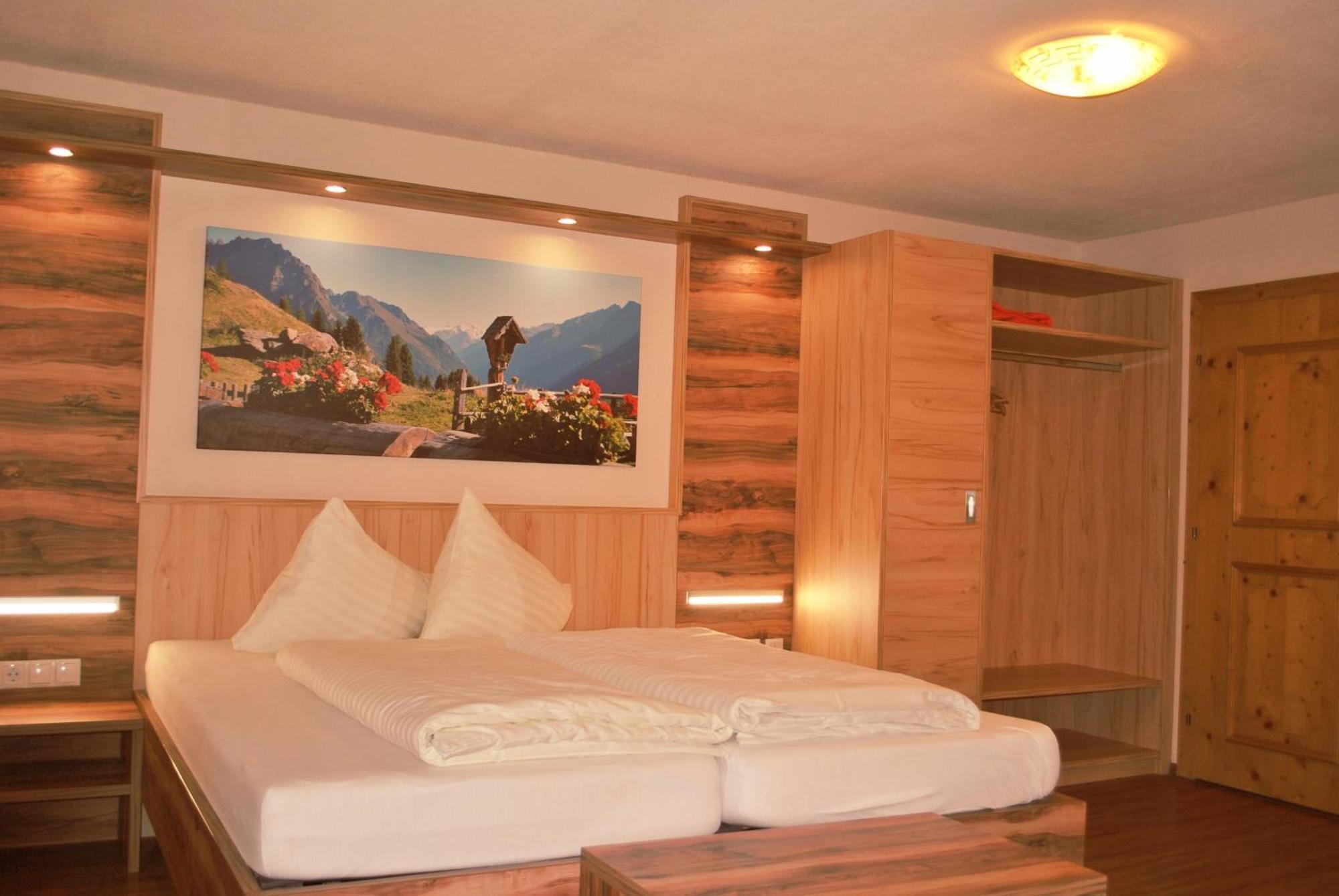 Hotel Haid Sankt Leonhard im Pitztal Bagian luar foto