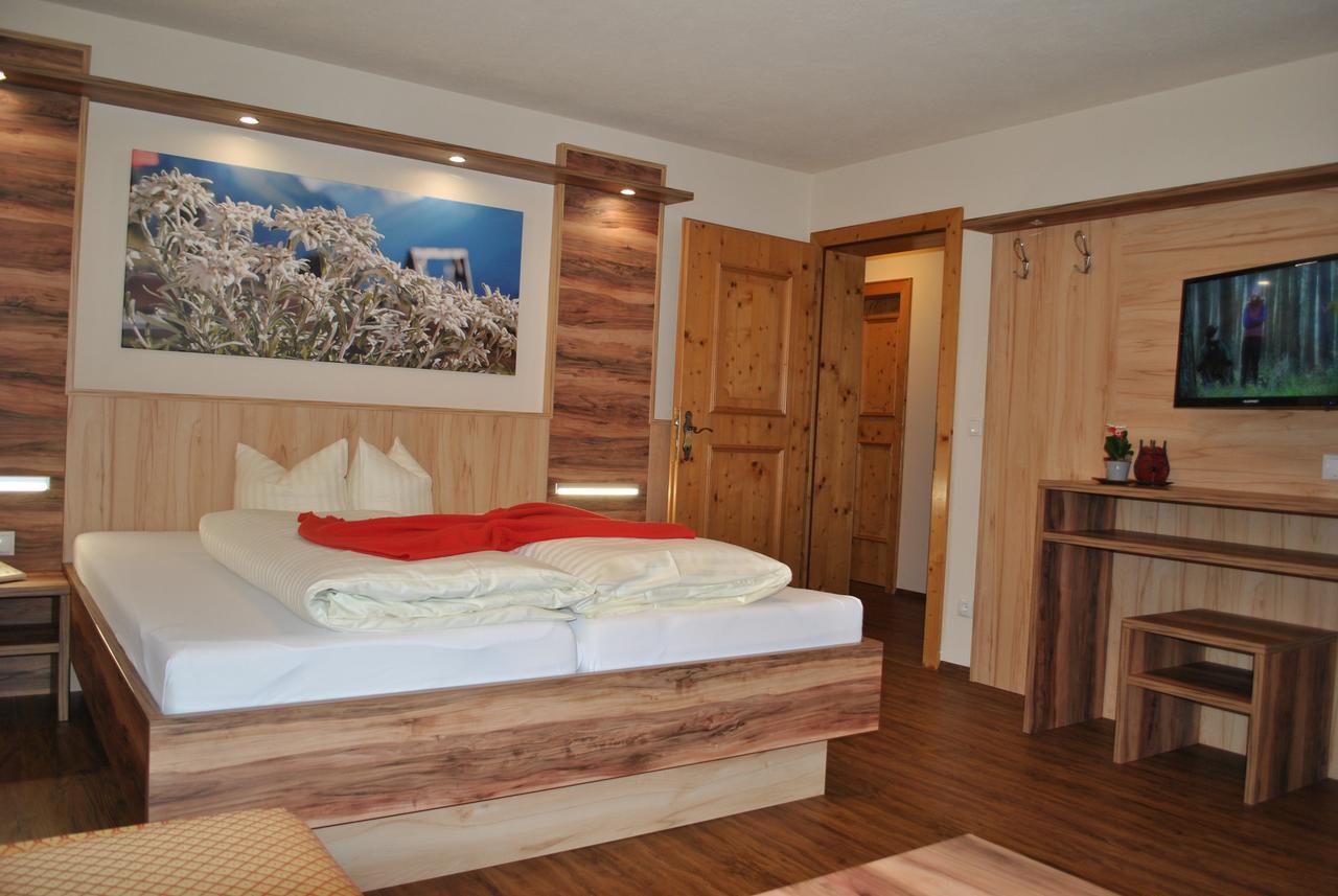 Hotel Haid Sankt Leonhard im Pitztal Bagian luar foto